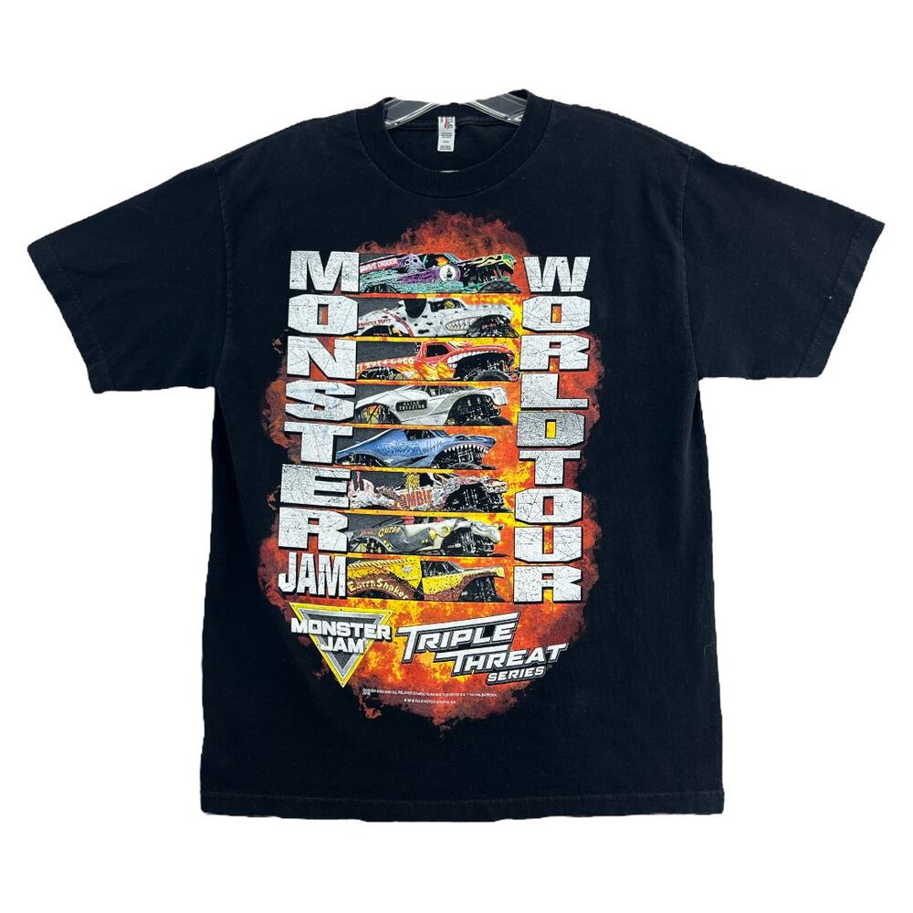 2018 Monster Jam World Tour Shirt M Triple Threat Series
